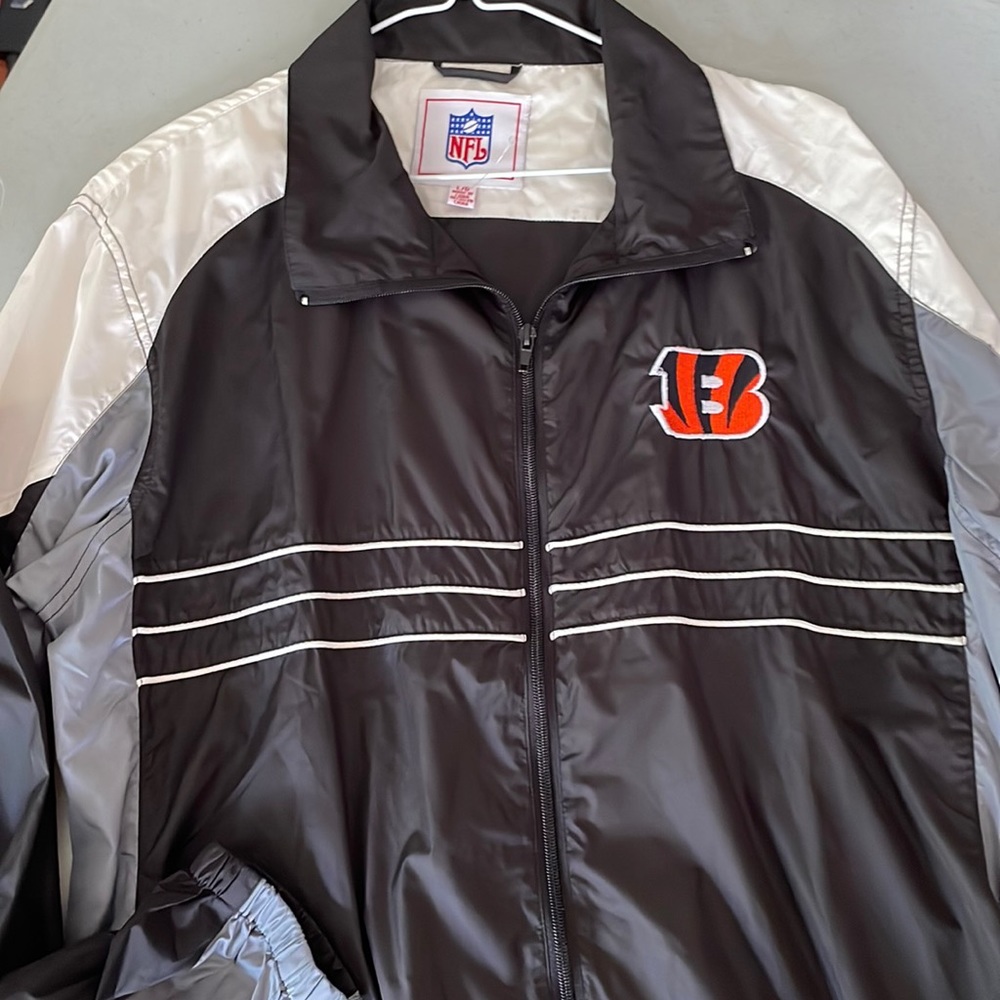 NFL Bengals rain jacket Large